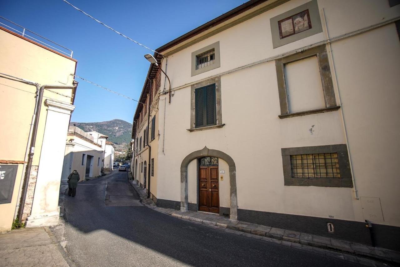 La Fabbrica Calci Exterior foto